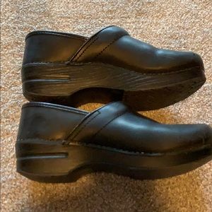 Dasnko Clogs